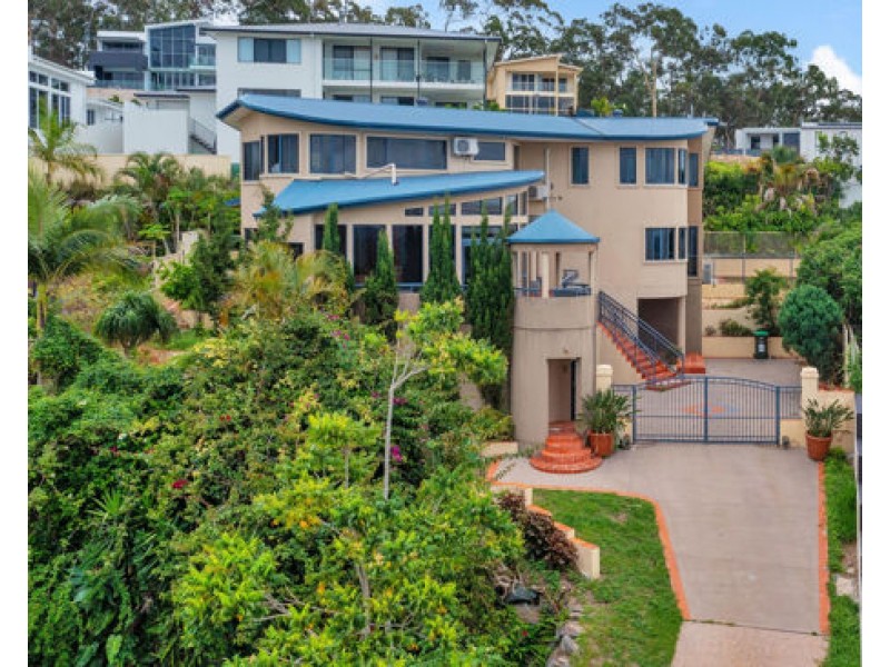 30 Ballah Crescent, Highland Park QLD 4211