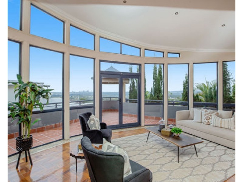 30 Ballah Crescent, Highland Park QLD 4211