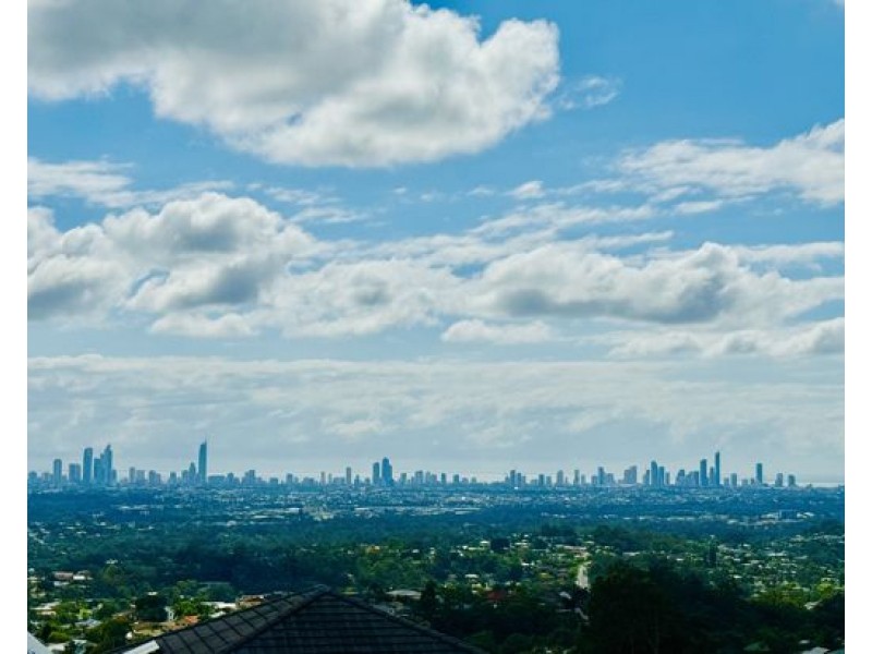 30 Ballah Crescent, Highland Park QLD 4211