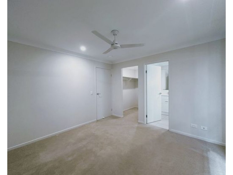 5 Maranoa St, Logan Reserve QLD 4133