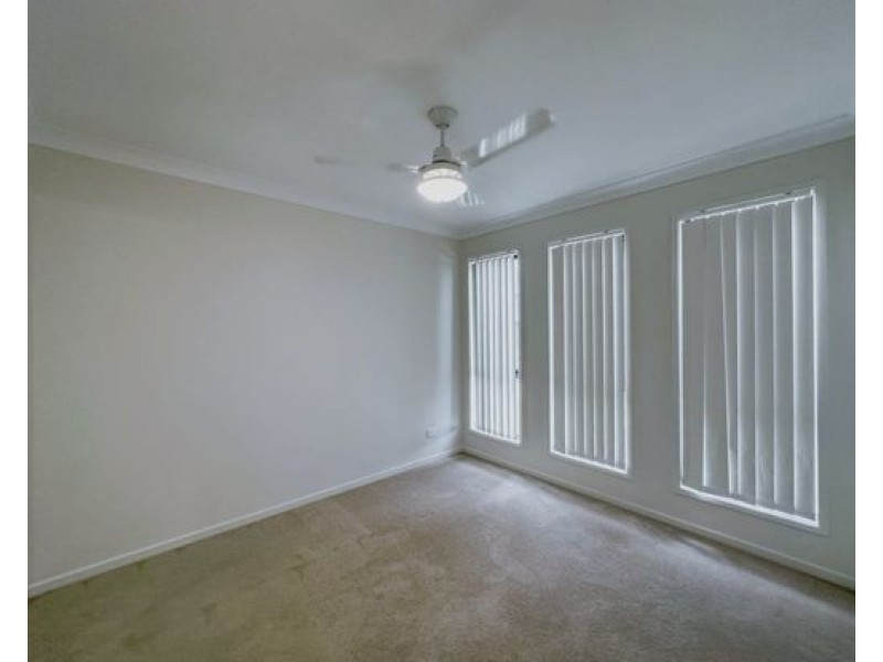 5 Maranoa St, Logan Reserve QLD 4133