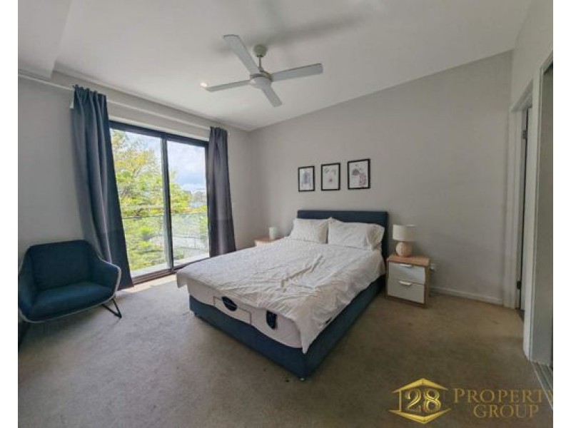 207/3 Grout Street, Macgregor QLD 4109