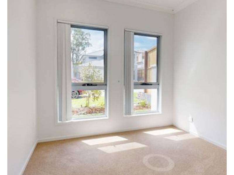 49 Samuel, Calamvale QLD 4116
