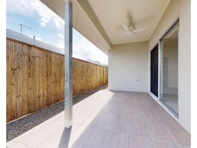 49 Samuel, Calamvale QLD 4116