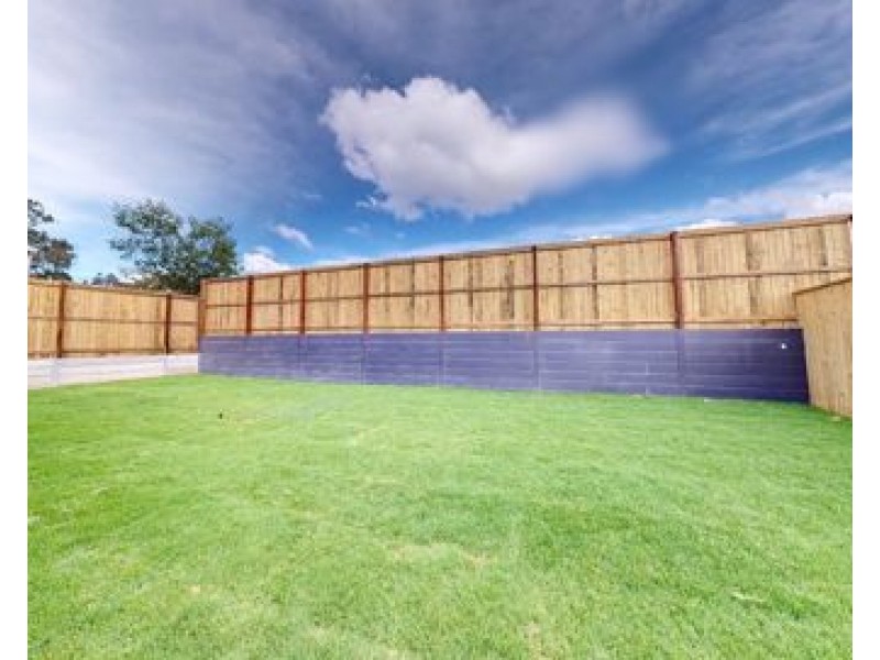 51 Samuel Street, Calamvale QLD 4116