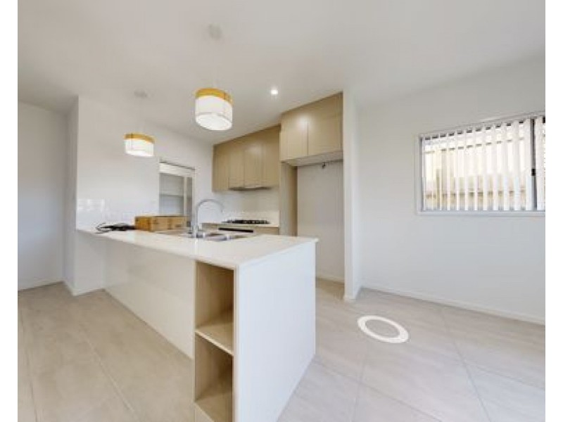 45 Samuel Street, Calamvale QLD 4116