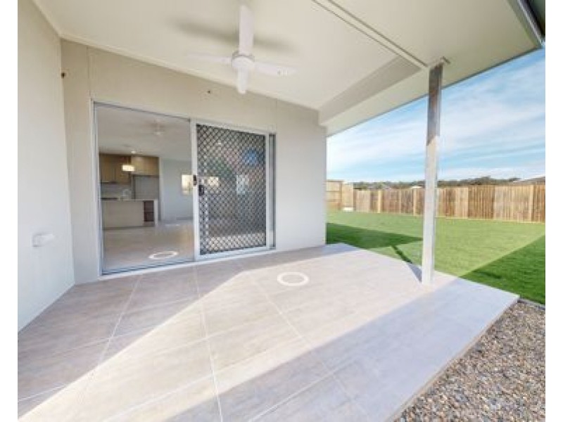 45 Samuel Street, Calamvale QLD 4116