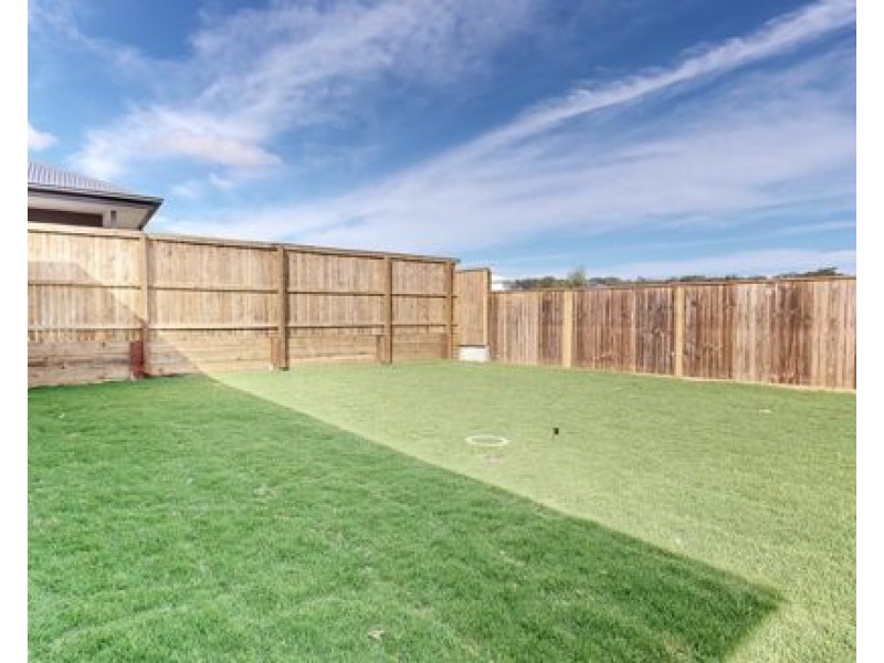 45 Samuel Street, Calamvale QLD 4116