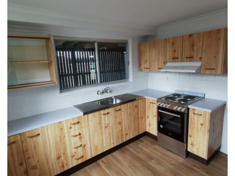 16 leanne Street, Marsden QLD 4132