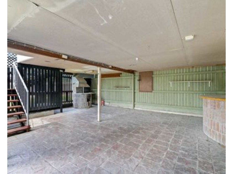 16 leanne Street, Marsden QLD 4132