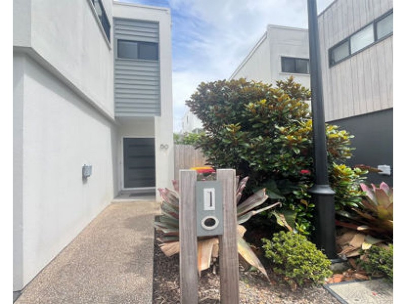 50/7 Angela Way, Pimpama QLD 4209