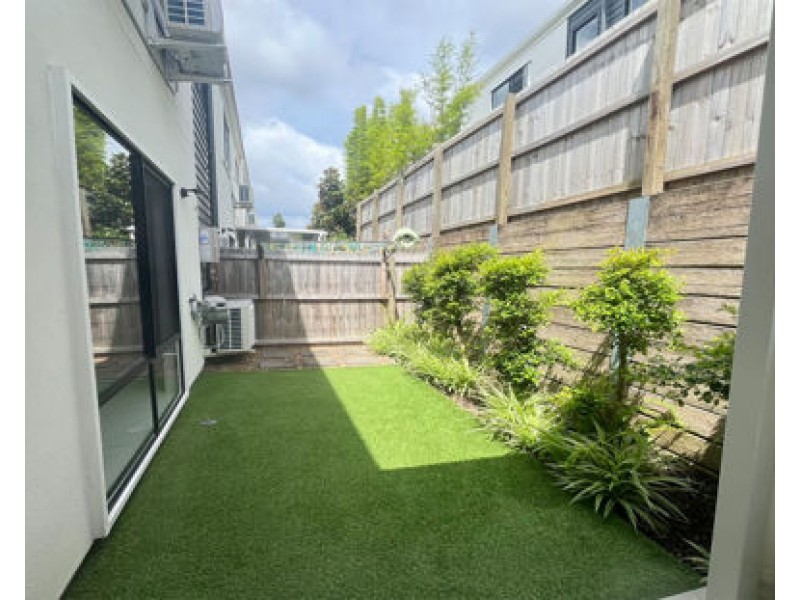 50/7 Angela Way, Pimpama QLD 4209