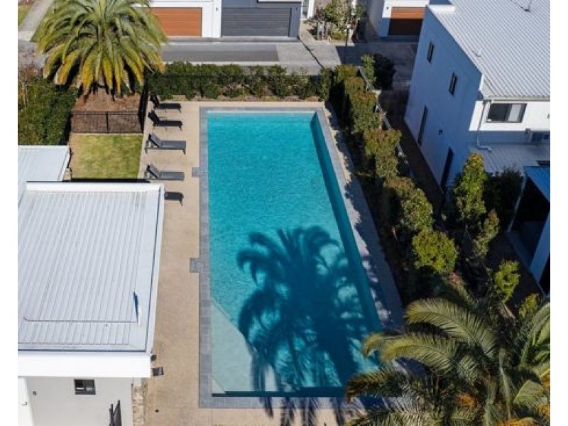 50/7 Angela Way, Pimpama QLD 4209