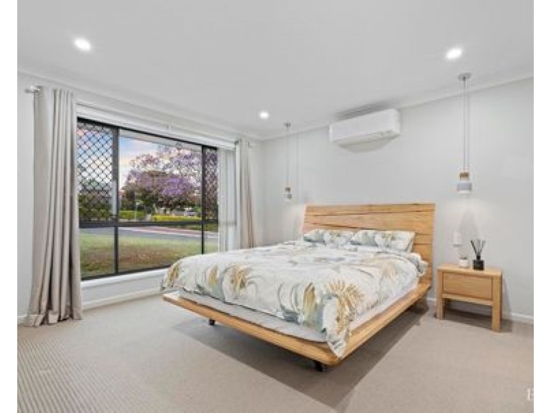 18 Brookvale Dr, Underwood QLD 4119