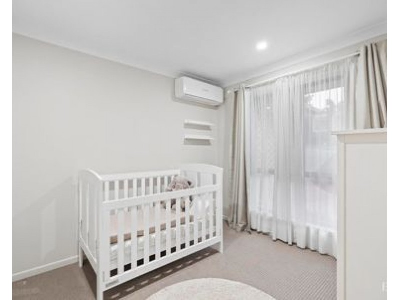 18 Brookvale Dr, Underwood QLD 4119