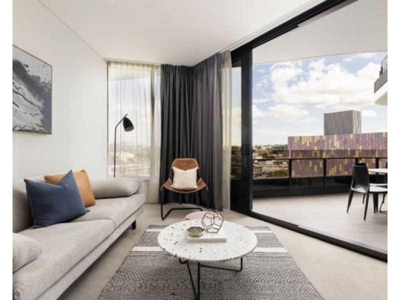 611/62 Logan Road, Woolloongabba QLD 4102