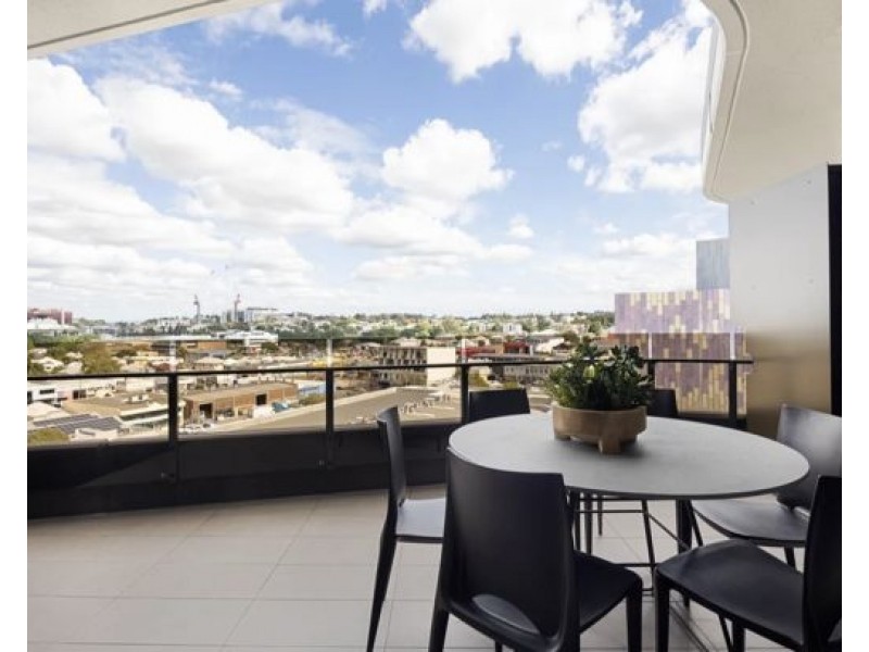 611/62 Logan Road, Woolloongabba QLD 4102