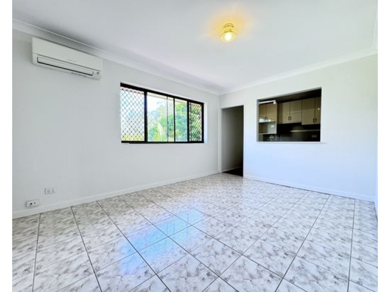24 Cadogan st, Carindale QLD 4152