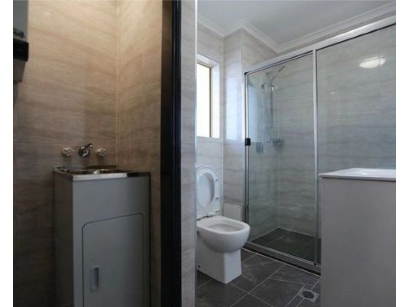 6/7 York Street, Indooroopilly QLD 4068