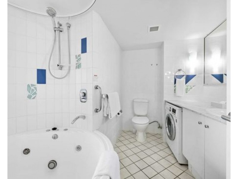 7 Venning Street, Mooloolaba QLD 4557