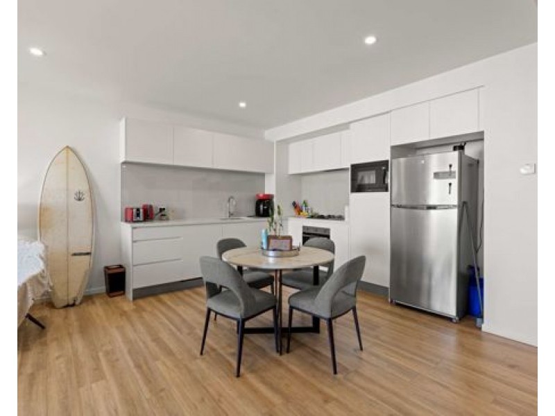 17 Norfolk Avenue, Surfers Paradise QLD 4217