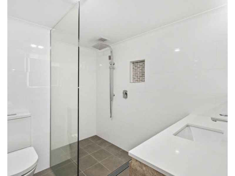 47/5 Admiralty Drive, Paradise Waters QLD 4217