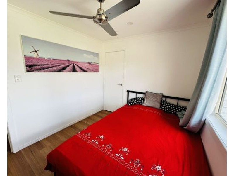 73 Hickey Way, Carrara QLD 4211