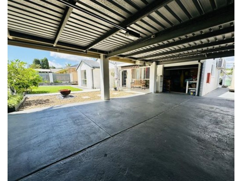 73 Hickey Way, Carrara QLD 4211