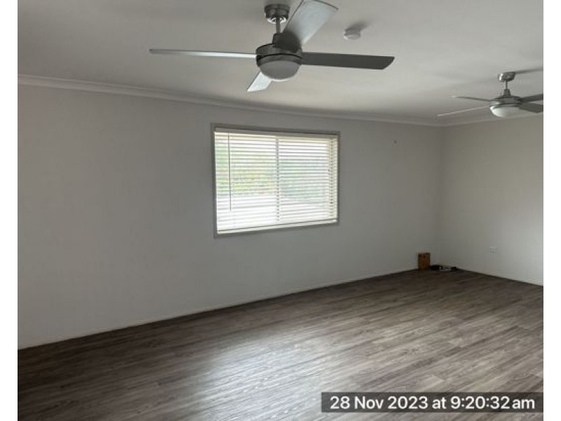 15B EILEEN AVENUE, Southport QLD 4215