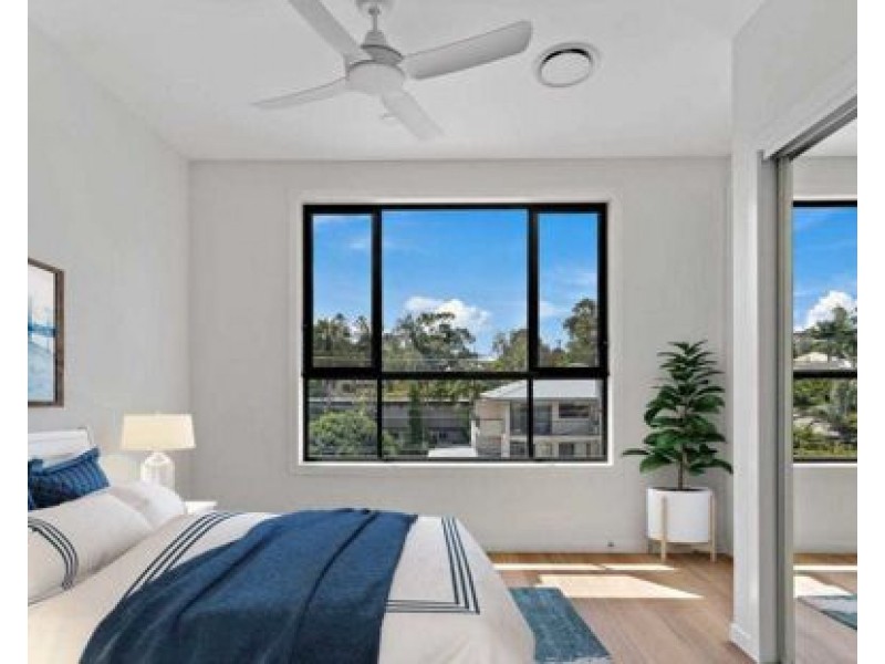 4B 4 ELIZABETH ST, Toowong QLD 4066