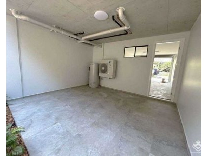 4B 4 ELIZABETH ST, Toowong QLD 4066