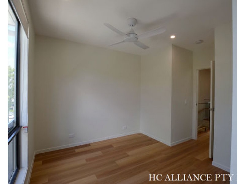 4B 4 ELIZABETH ST, Toowong QLD 4066