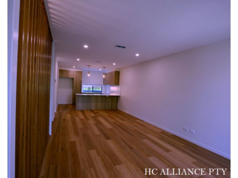 4B 4 ELIZABETH ST, Toowong QLD 4066