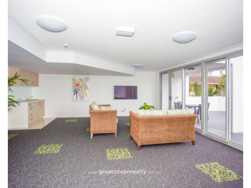 28/14-16 Bright Avenue, Labrador QLD 4215