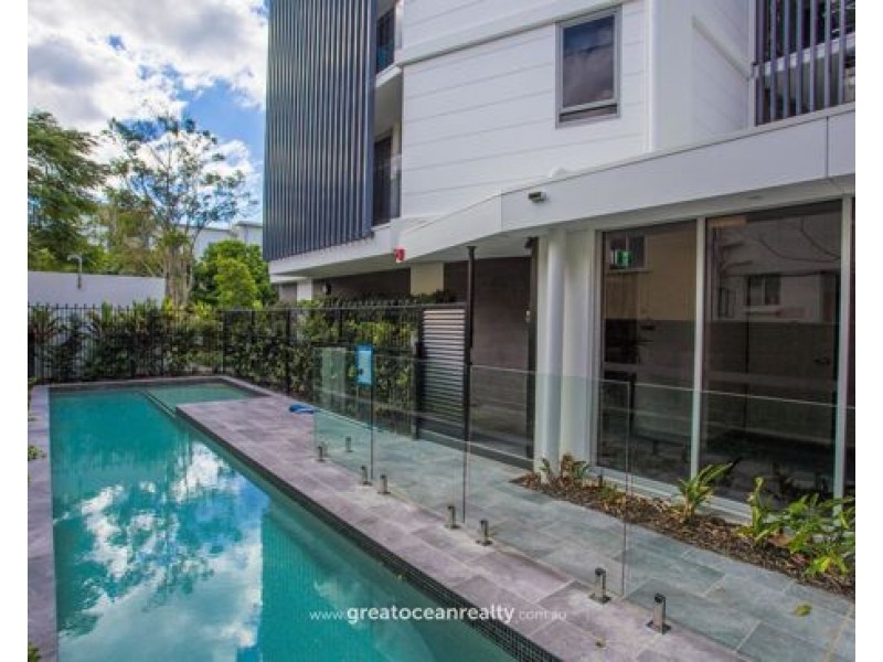 28/14-16 Bright Avenue, Labrador QLD 4215