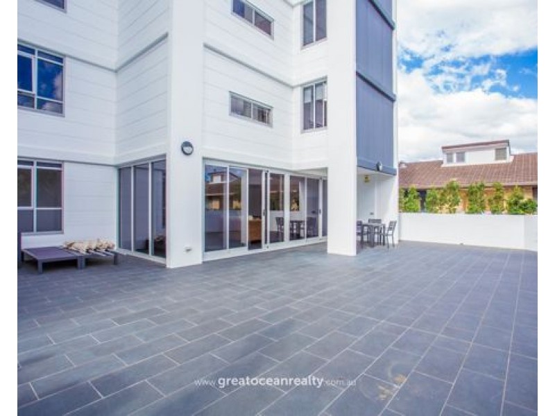 28/14-16 Bright Avenue, Labrador QLD 4215