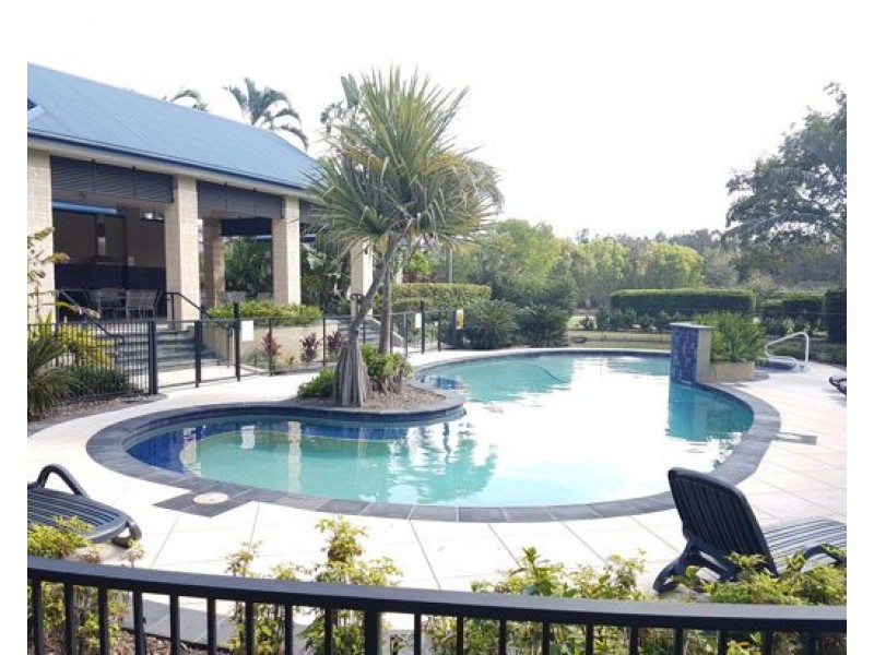 1 The Vistas Drive, Carrara QLD 4211