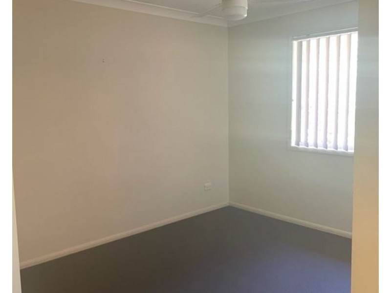 4/42 Beattie road, Coomera QLD 4209