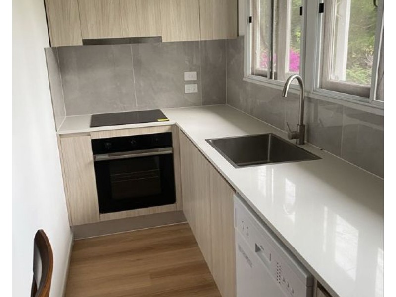 7 Boundary Rd, Indooroopilly QLD 4068