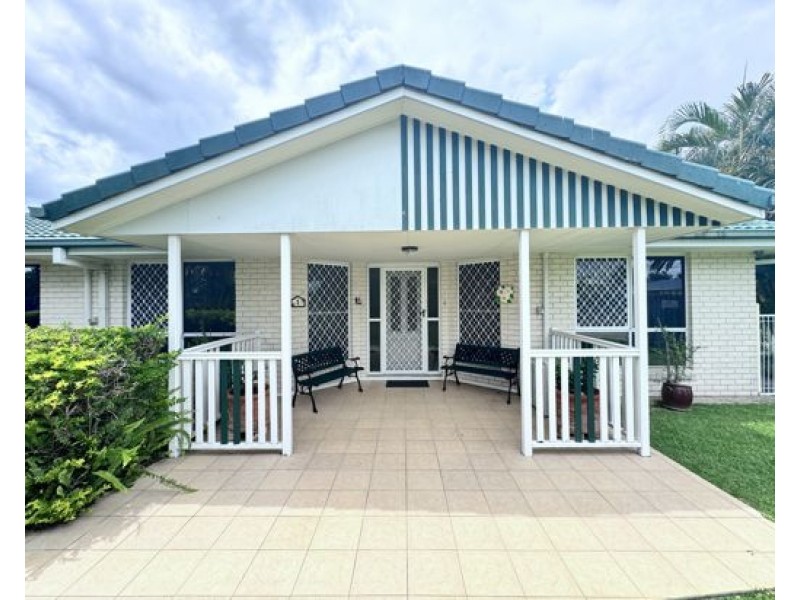 1 Challenger Ave, Flinders View QLD 4305