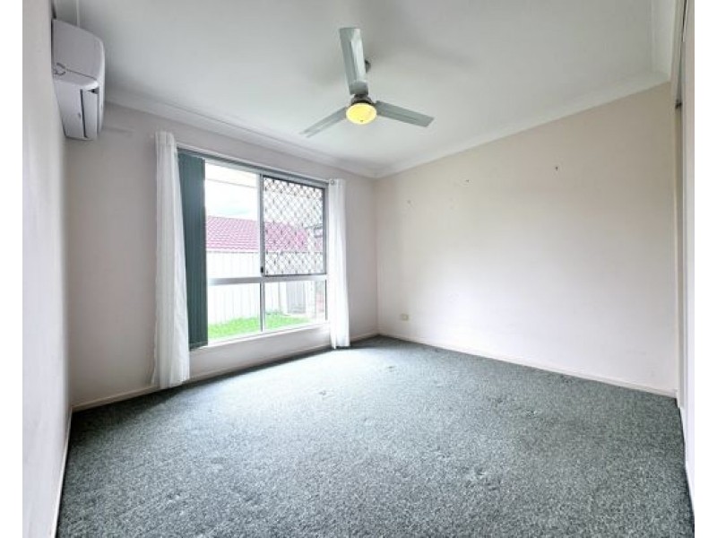 1 Challenger Ave, Flinders View QLD 4305