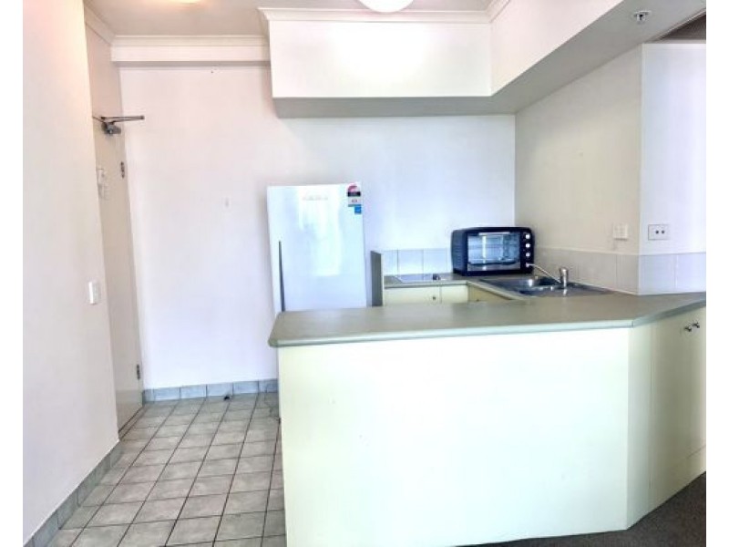 1006 46-52 Pacific Street, Main Beach QLD 4217