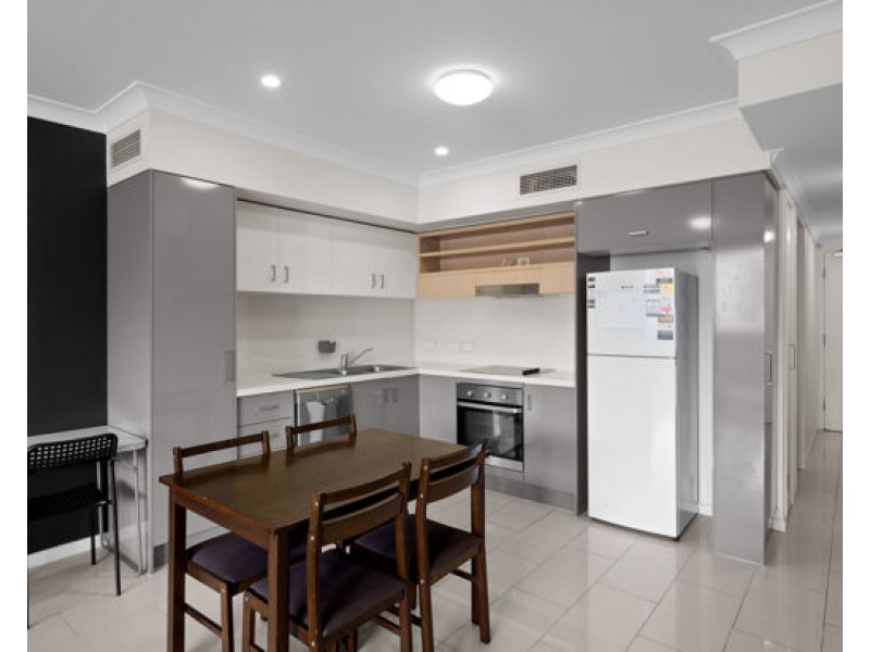 Unit 5 / 96 Dell Road, St Lucia QLD 4067