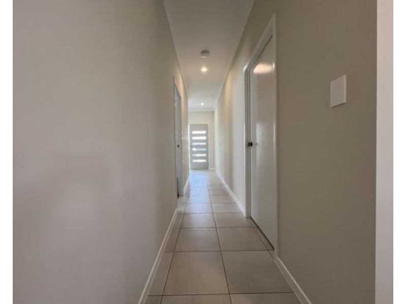 13 Tulip Wood St, Griffin QLD 4503