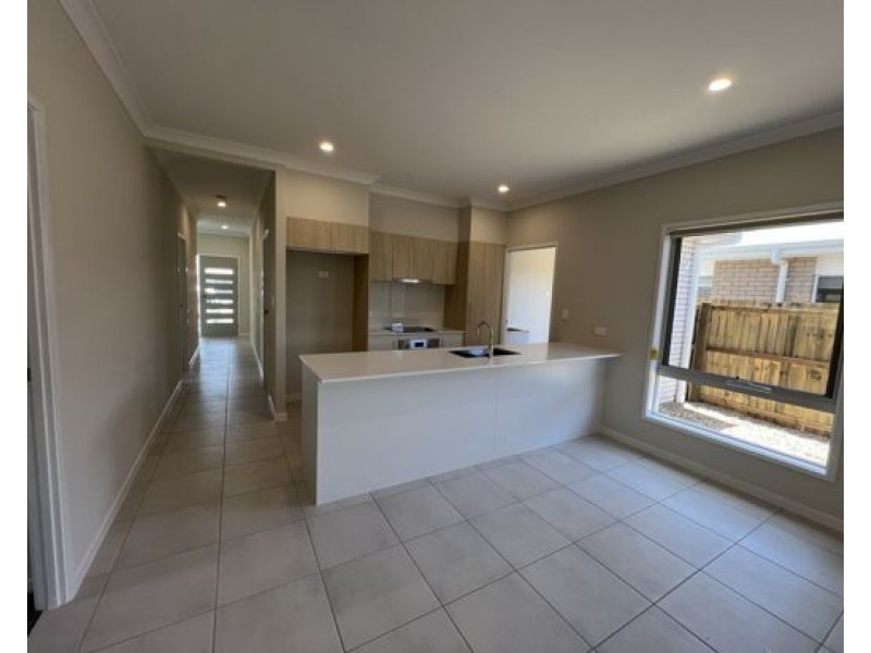 13 Tulip Wood St, Griffin QLD 4503