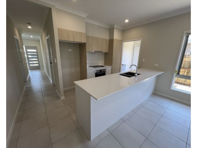 13 Tulip Wood St, Griffin QLD 4503