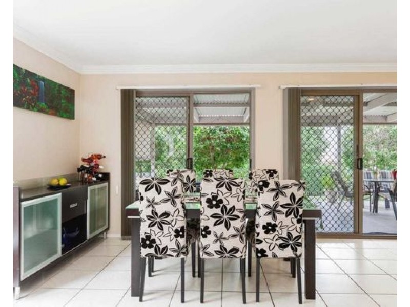 103 Bolton Street, Eight Mile Plains QLD 4113