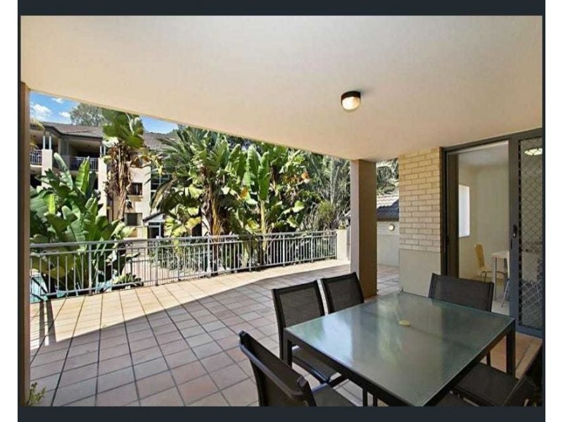 3/242 Carmody Road, St Lucia QLD 4067