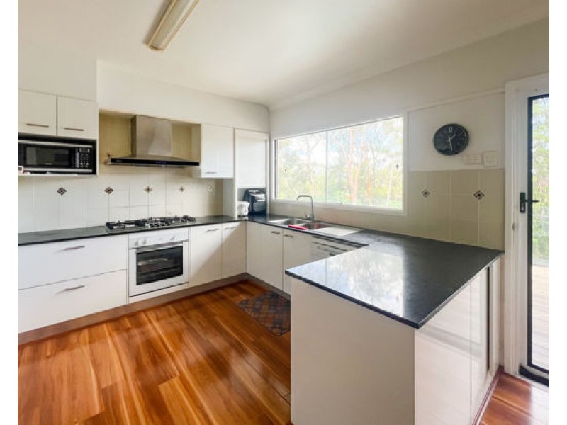 61 Coverdale Street, Indooroopilly QLD 4068