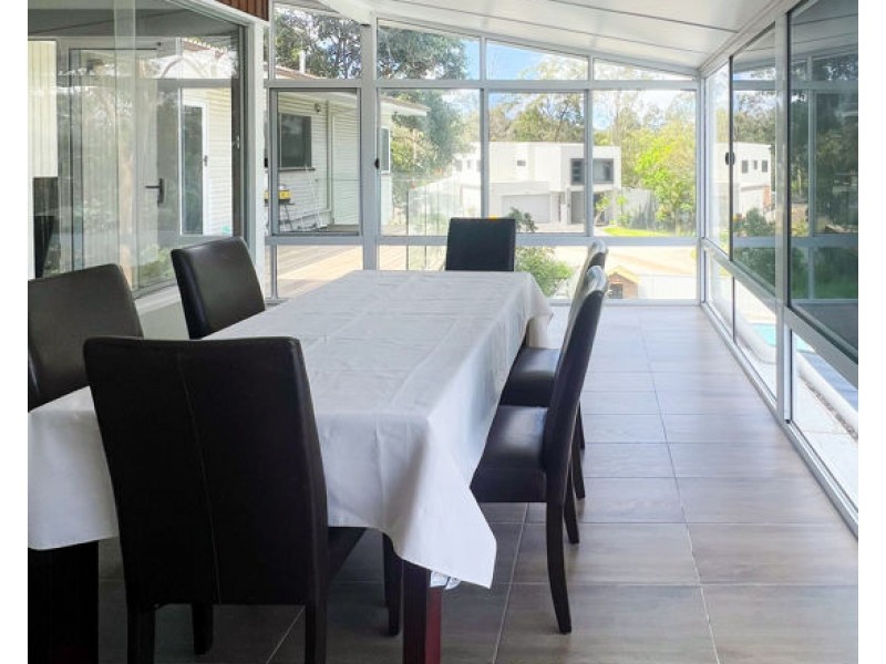 61 Coverdale Street, Indooroopilly QLD 4068